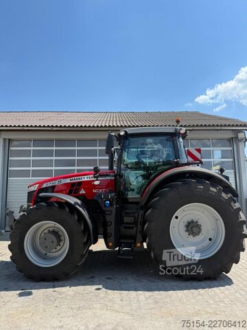 Ciągnik Massey Ferguson 8740S