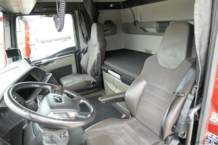 Standardowy ciągnik siodłowy MAN 18.510 TGX 4x4, HydroDrive, Navi, Klima, Hydr.
