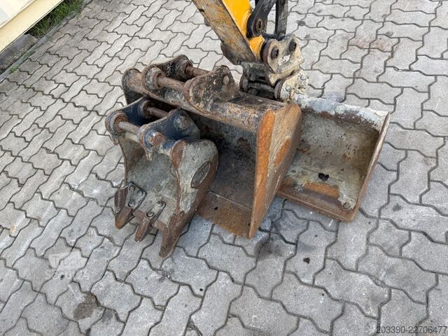 Mini-escavadora SANY SY18C / 2022 BJ / 3 x Löffel