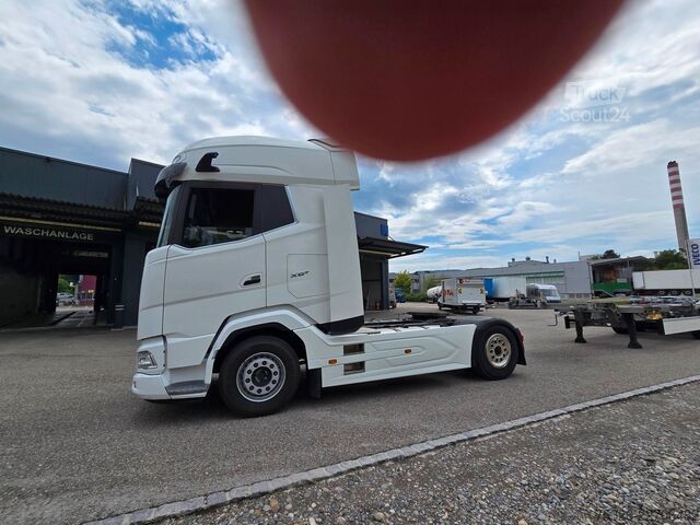 Camião de materiais perigosos DAF XG+ 480 FT ADR EXII