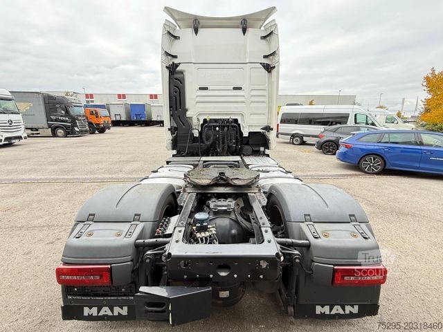 Trator de grande volume MAN TGX 18.470 4x2LL MEGA 2 Tanks Retarder Navi StHz