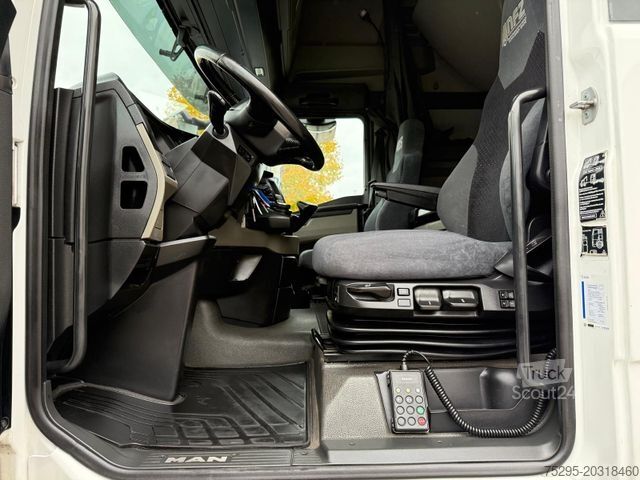 Trator de grande volume MAN TGX 18.470 4x2LL MEGA 2 Tanks Retarder Navi StHz