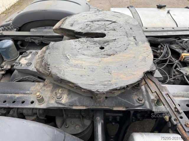 Trator de grande volume MAN TGX 18.470 4x2LL MEGA 2 Tanks Retarder Navi StHz