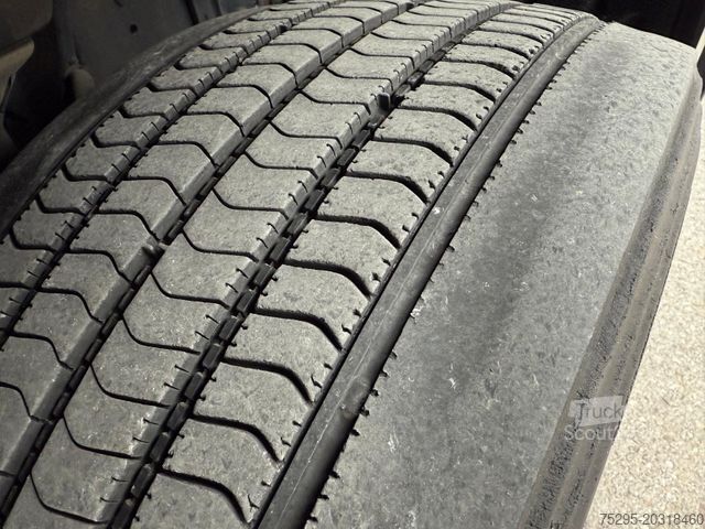 Trator de grande volume MAN TGX 18.470 4x2LL MEGA 2 Tanks Retarder Navi StHz