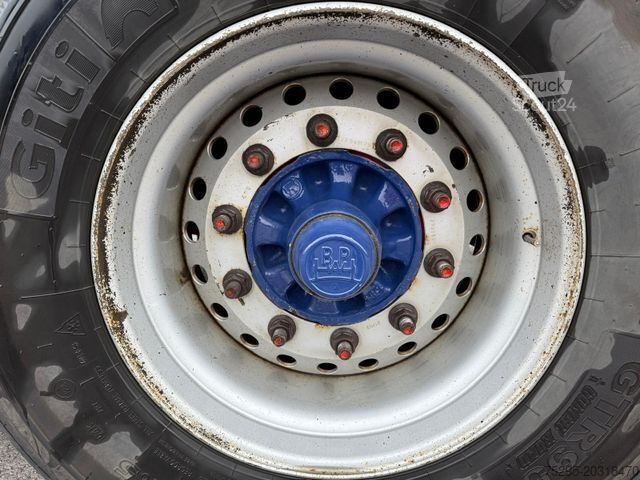 Køletrailer KÄSSBOHRER 3 Achs ThermoKing SMX-50 defekt Lamberet Aufbau