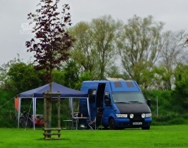 Pakettiauto matkailuauto / matkailuauto Iveco Daily 35