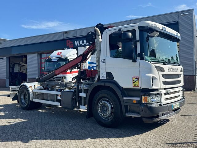 Vrachtwagen met kraan Scania P280 Crane Retarder