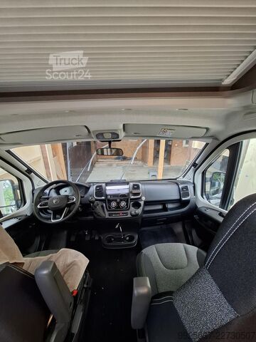 полуинтегриран кемпер Carado V339 Pro+  Modell 25