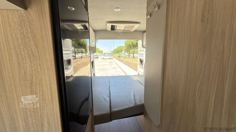 Avtodom Fiat Ducato Weinsberg Carabus 2024 | Manual | Techo elevable