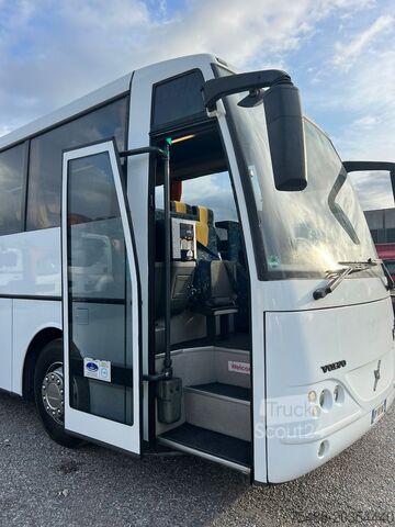Autobus granturismo VOLVO AUTOBUS GRANTURISMO B 12