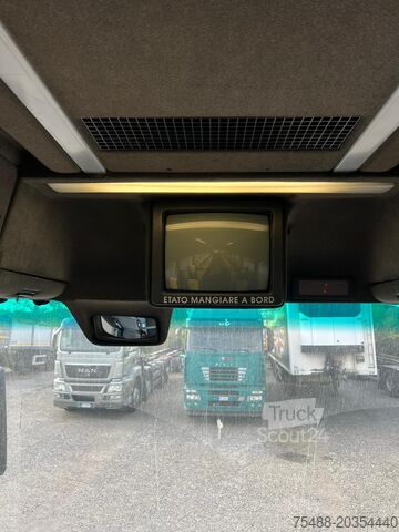Autobus granturismo VOLVO AUTOBUS GRANTURISMO B 12
