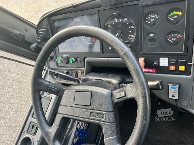 Autobus granturismo VOLVO AUTOBUS GRANTURISMO B 12