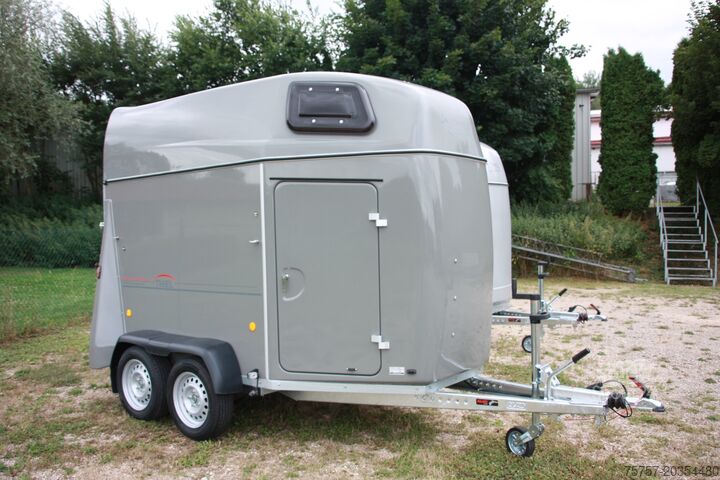 Paardenaanhanger Thiel 2-Pferdanhänger Ultra m. Sattelkammer