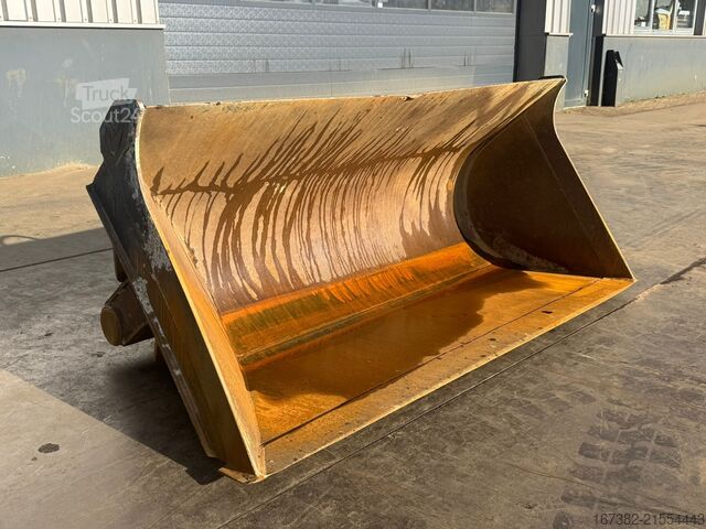 Standard bucket ZFE Side-Tilting bucket for CAT 908 SW