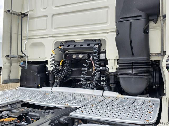 Стандартный седельный тягач DAF XF 460 FT / ZF Intarder