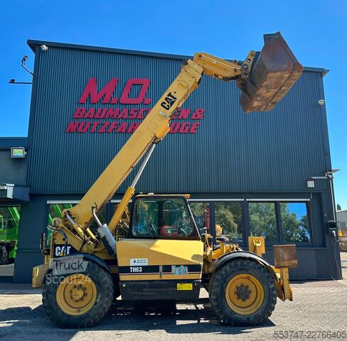 телескопічний навантажувач Caterpillar TH63