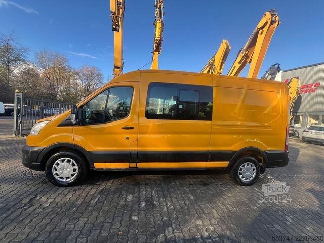 Dubă de livrări Ford Transit