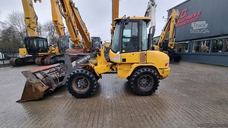 Încărcător pe roți Volvo L 30 B Pro