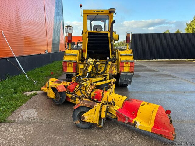 Grader Vammas RG-17A