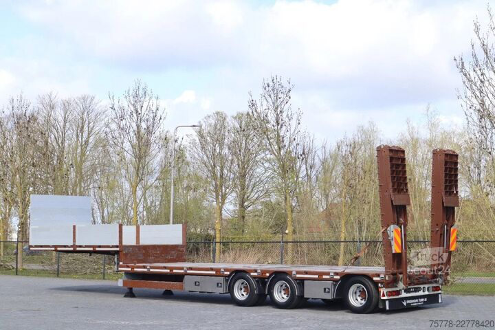 Semi-remorque surbaissée HRD STLM 3N | 3-AXLE | SLIDING RAMPS | STEER & LIFT...