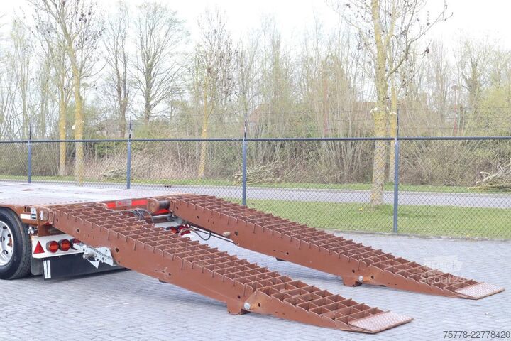Semi-remorque surbaissée HRD STLM 3N | 3-AXLE | SLIDING RAMPS | STEER & LIFT...