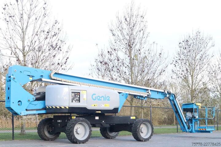 Scharnierende telescopische hoogwerker Genie S-80 J | 26.5 METER | 300 KG | LOW HOURS