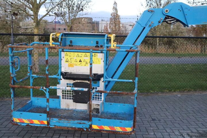 Scharnierende telescopische hoogwerker Genie S-80 J | 26.5 METER | 300 KG | LOW HOURS