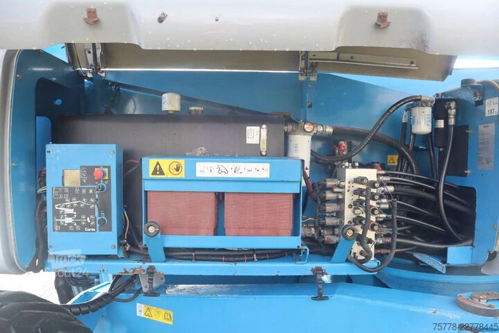 Schaarlift Genie ZX-135/70 | 43 METER | 272 KG