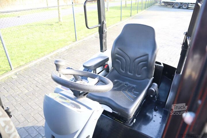 încărcător Manitou MLA 2-25 H NEW UNUSED | FORKS | STAGE V