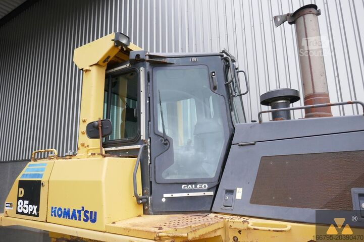 μπουλντόζα Komatsu D85PX-15