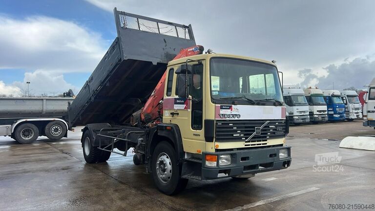 Самосвал с краном Volvo FS 7-19 (MANUAL PUMP / POMPE MANUELLE / LAMES /...