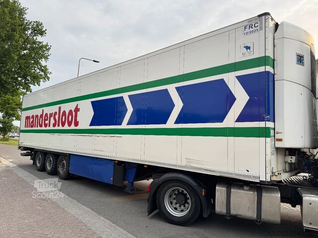 Gekoeld/bevroren transport Schmitz Cargobull 3 ass koeloplegger 2