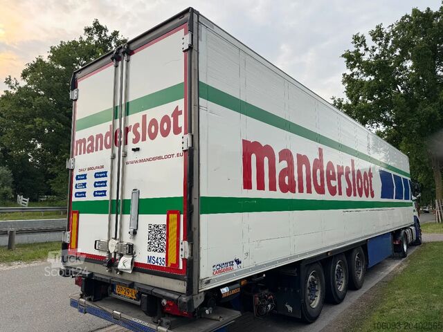 Gekoeld/bevroren transport Schmitz Cargobull 3 ass koeloplegger 2