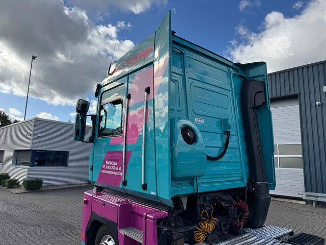 Volume SCM Renault Magnum 520 Low Deck Hefschotel Euro 5