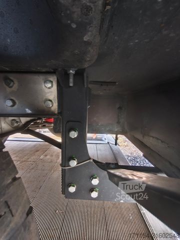 Polintegriran avtodom KNAUS TOURER Vansation 500 MQ,4 Personen