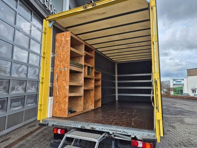 Walizka Mercedes-Benz Atego 816 4x2 Möbelkoffer 3 Sitze