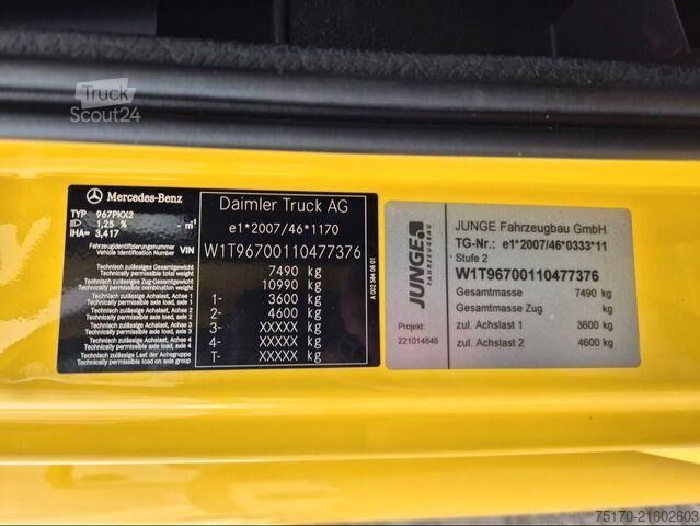 Walizka Mercedes-Benz Atego 816 4x2 Möbelkoffer 3 Sitze