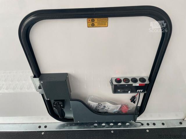 ван-камион за превоз на автомобили Brian James Race Transporter 7 / Länge: 6,16 m / 3.500 kg