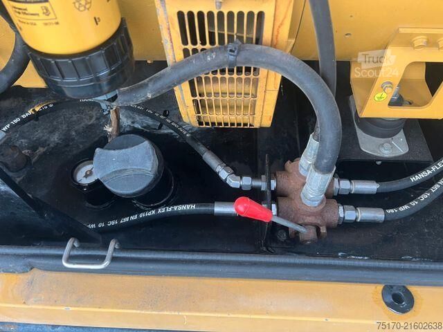 Construction machine CAT DE88E3 / Stromerzeuger / 80KVA / 2015 / 14.180h