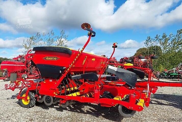 Kombinētā ecēša Väderstad Rapid RD400C E Service