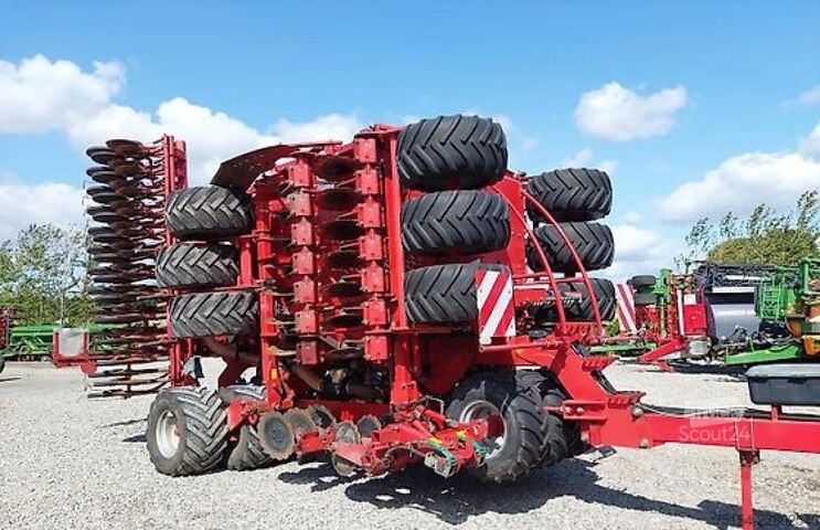 Kombineli tırmık Kverneland U Drill 6000
