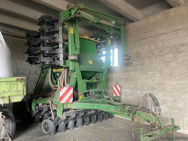 Tohum ekim makinesi John Deere 750 A