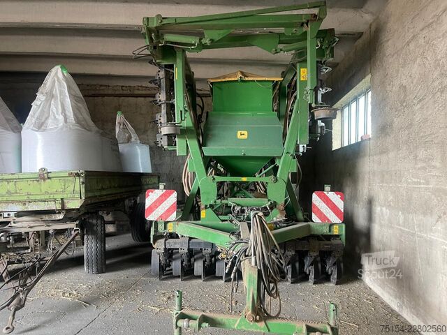 Tohum ekim makinesi John Deere 750 A