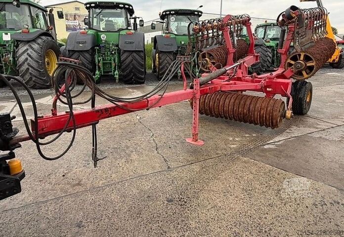 Rullo agricolo Väderstad Rexius 650