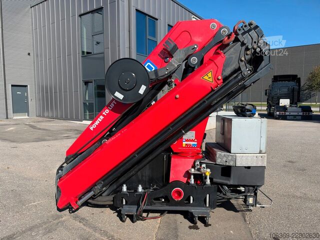 Lastebilmontert kran  HMF 1920 K4 Radio Control / Kran / Crane
