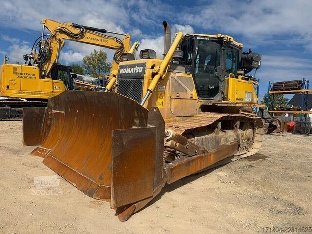 булдозер Komatsu D65EX-17