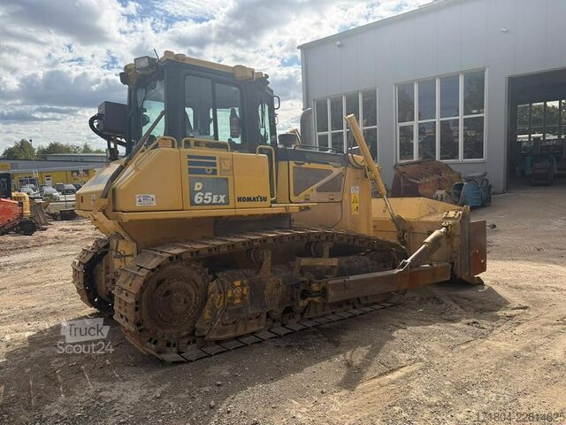 булдозер Komatsu D65EX-17