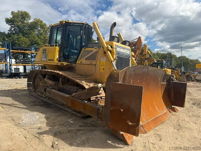 булдозер Komatsu D65EX-17