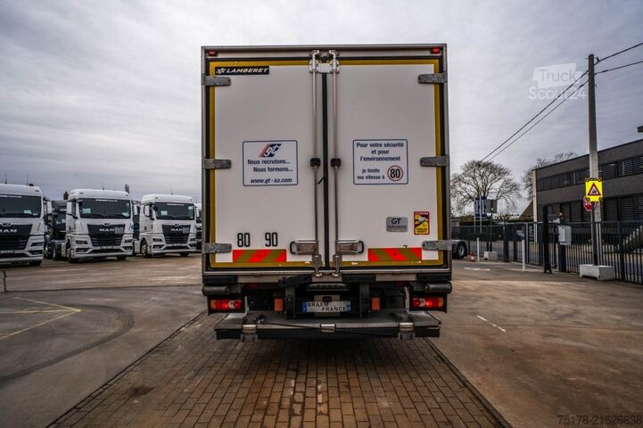 Μεταφορά σε ψύξη/κατάψυξη RENAULT MIDLUM 220 (16t) DXI+CARRIER MULTI+DHOLLANDIA