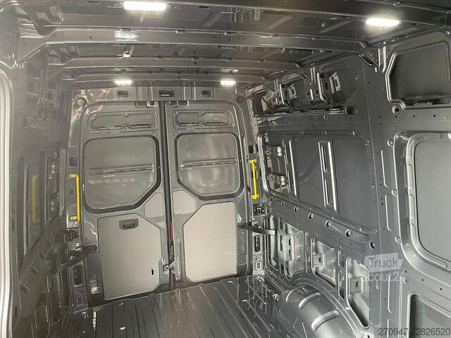 Βαν με ψηλή οροφή MAN TGE 3.180 L3H3 Kasten 4x4 ACC LED NAV LENKRADHZ